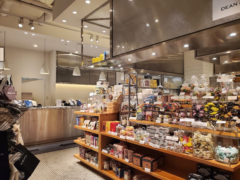 DEAN & DELUCA 名古屋