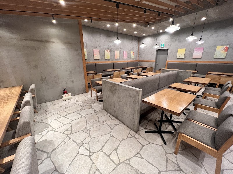 ナナズグリンティーみらい 長崎ココウォーク店