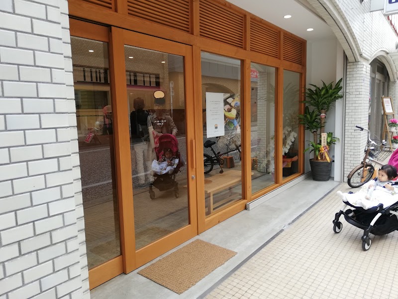 山本パン